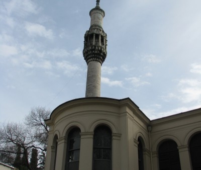 Küçük Mecidiye Camii